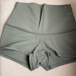 Lululemon boogie short